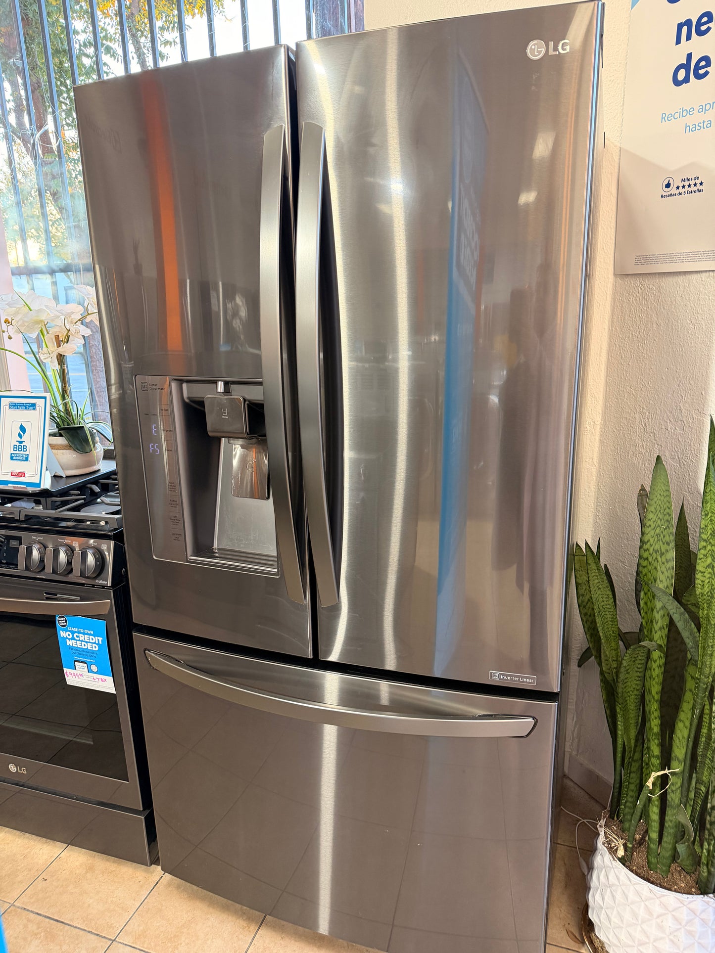 LG FRENCH DOOR REFRIGERATOR