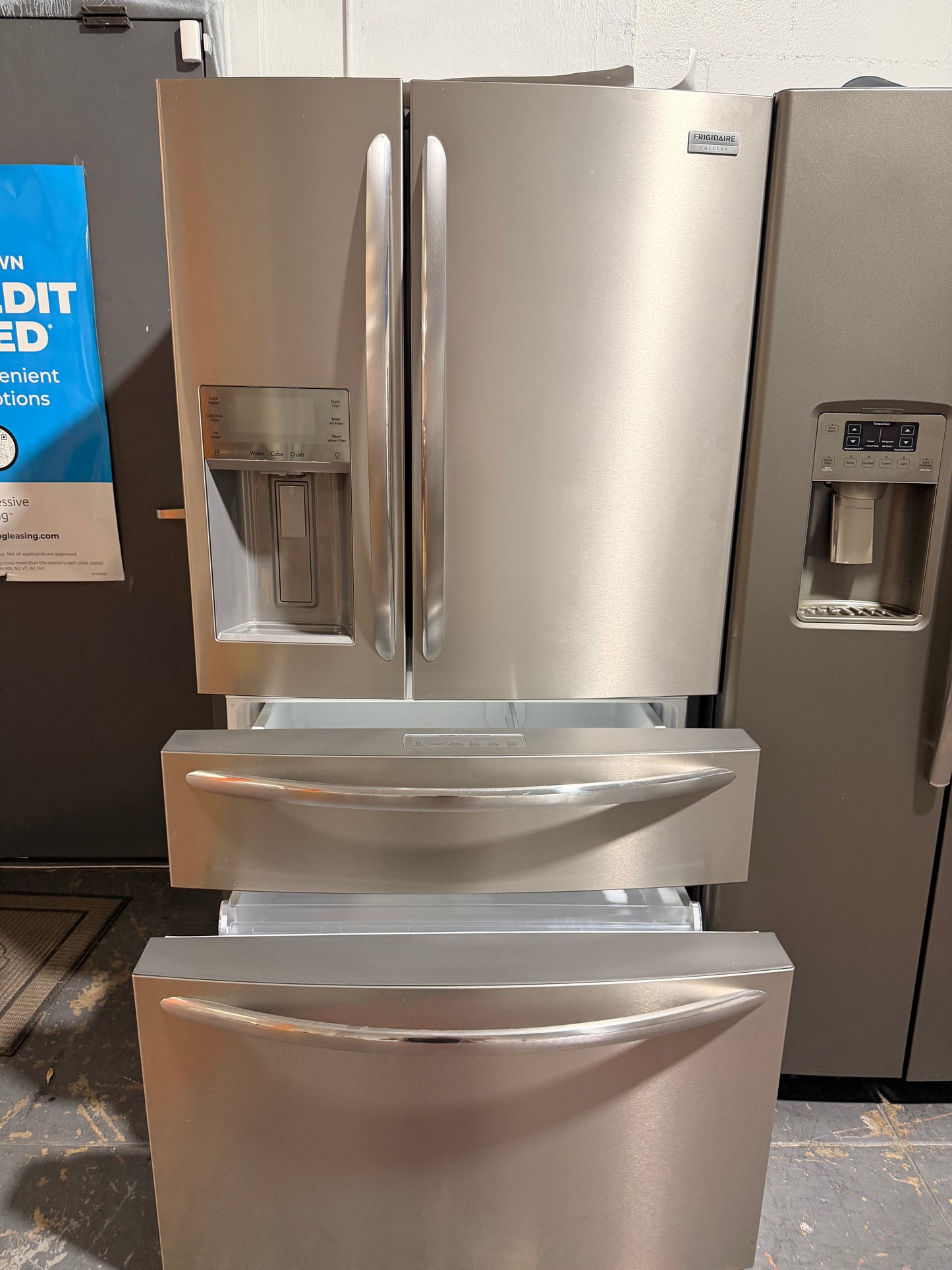 FRIGIDAIRE 4 DOOR REFRIGERATOR