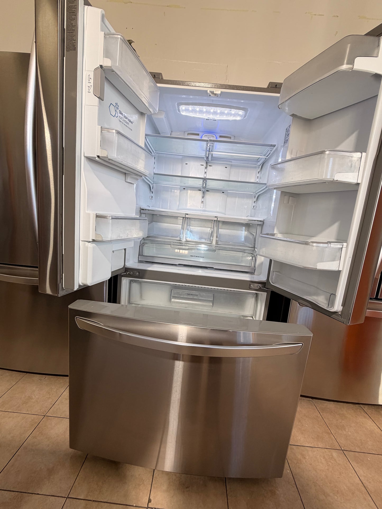 LG COUNTER DEPTH FRENCH DOOR 24.6 Cu.ft