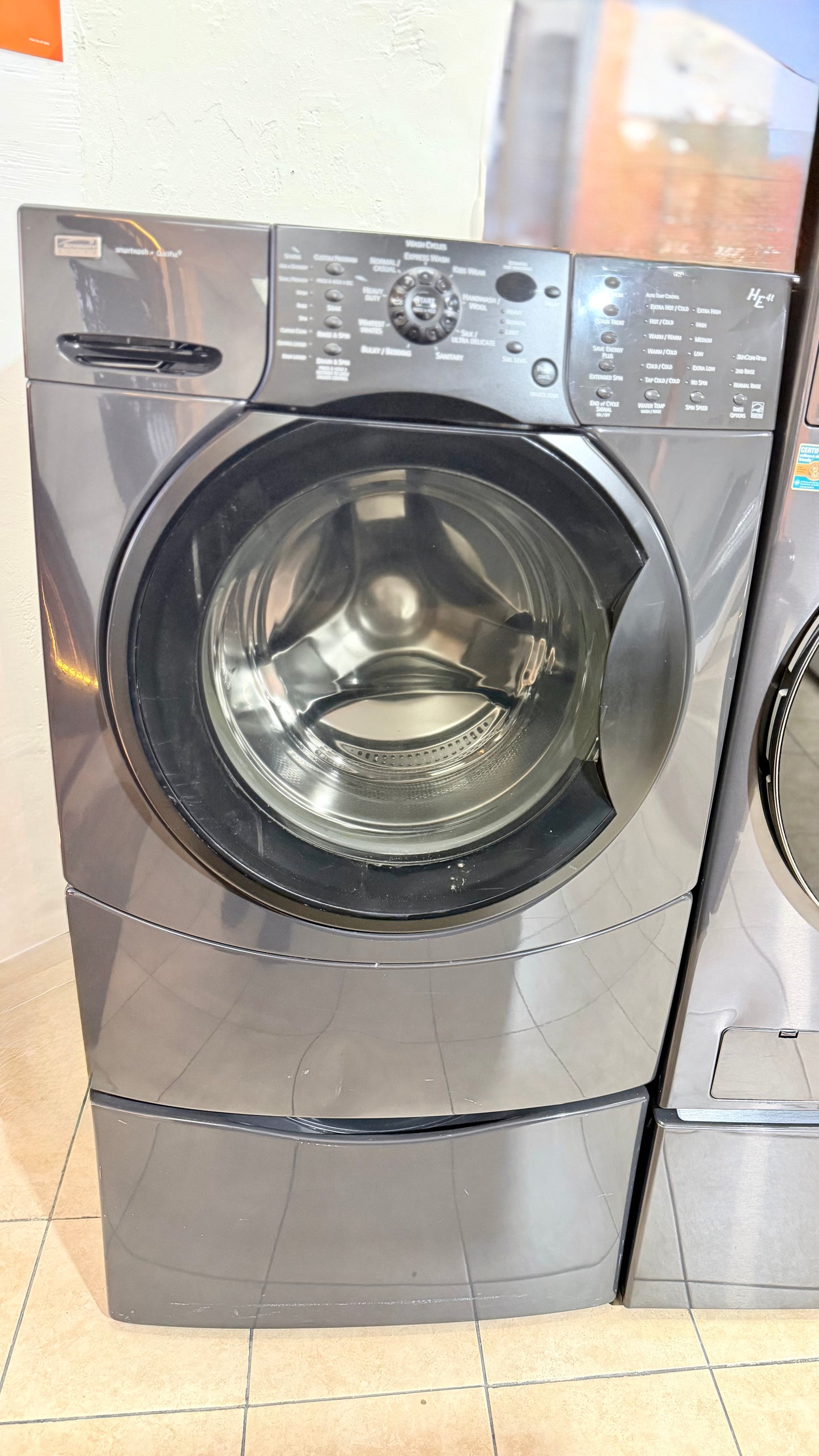 Kenmore Elite front-load washer, model 11045986404