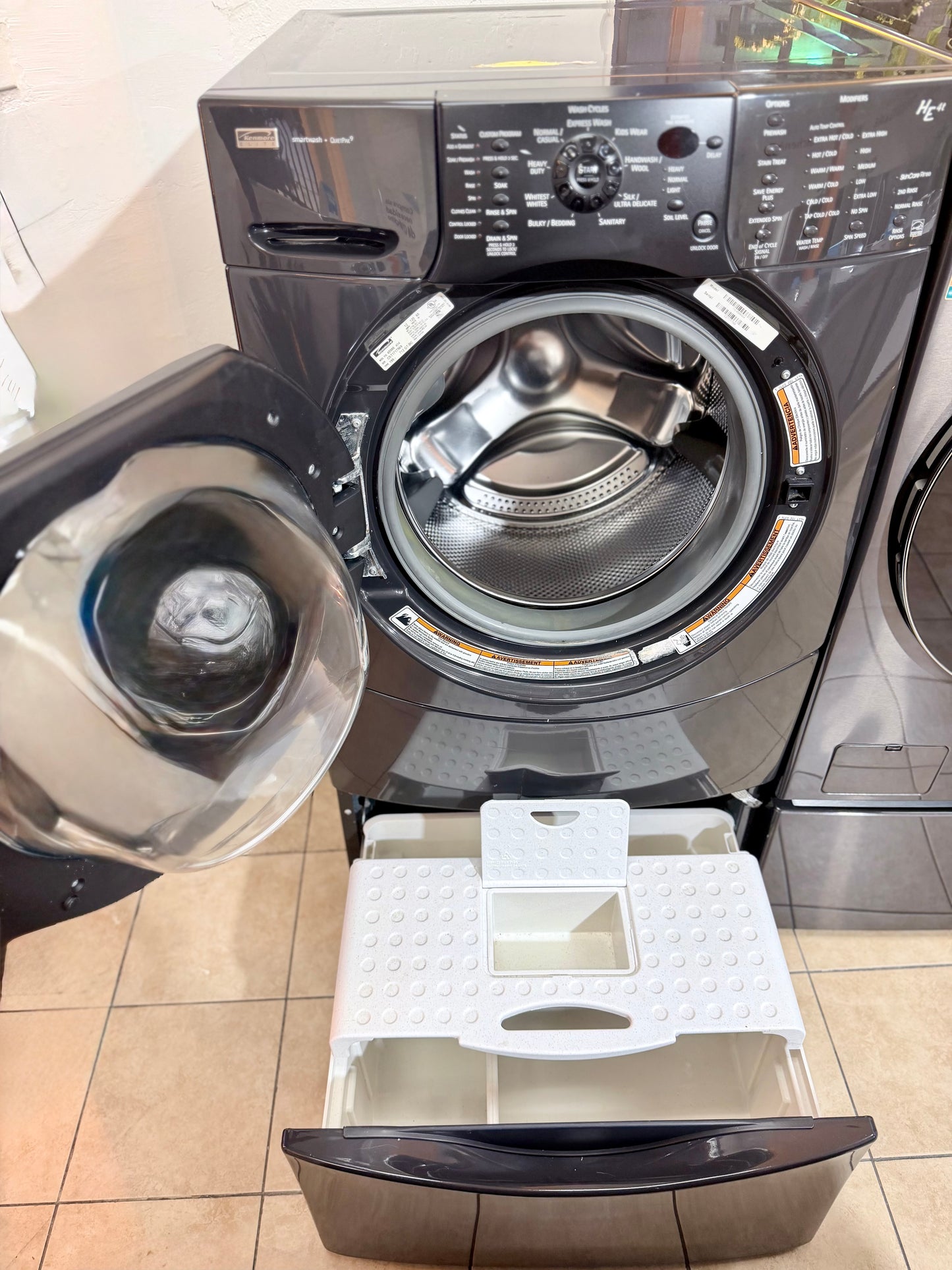 Kenmore Elite front-load washer, model 11045986404