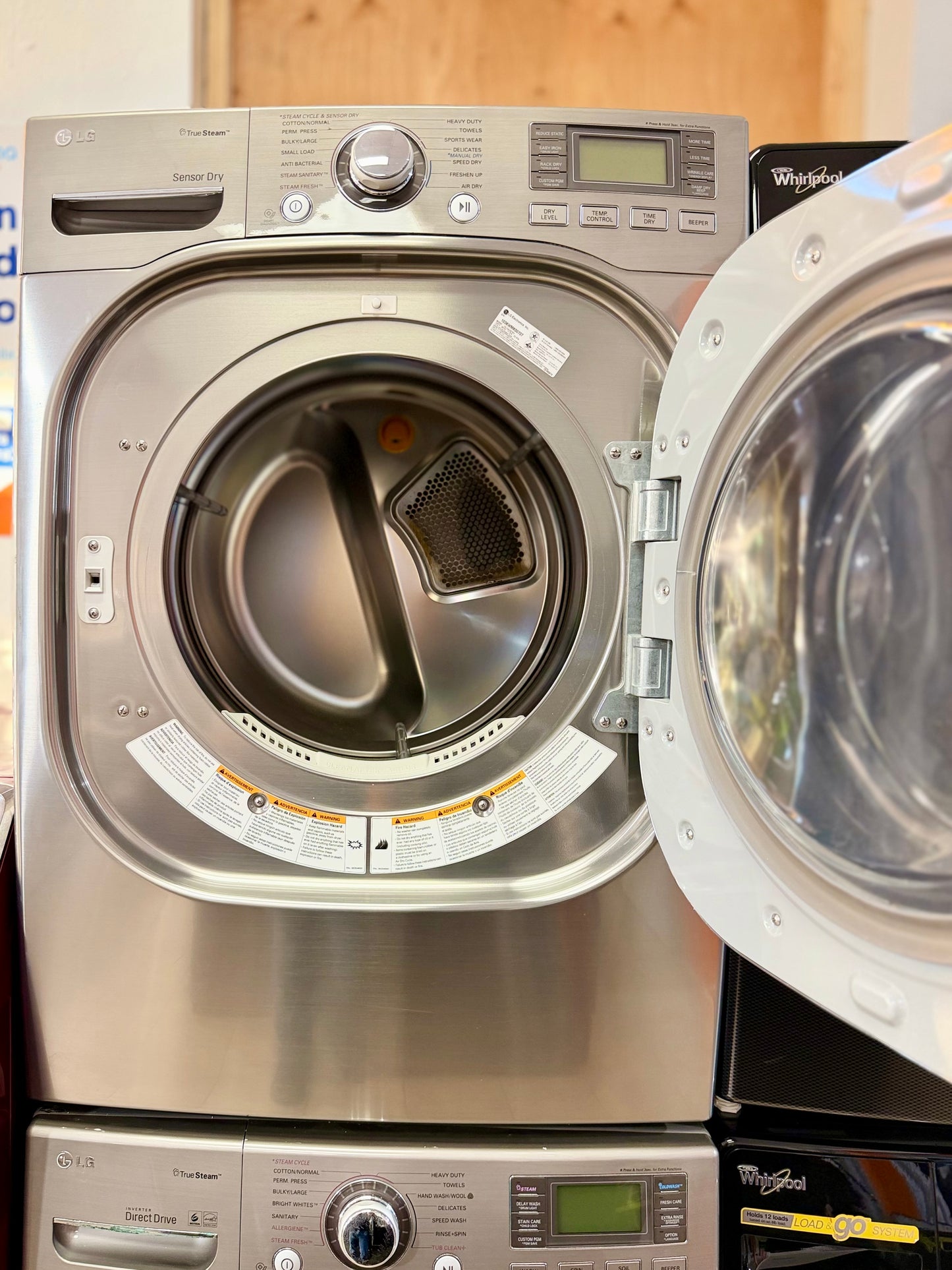 LG WM3875HVCA 27" 4.8 cu. Ft. Front-Load Washer - Graphite Steel