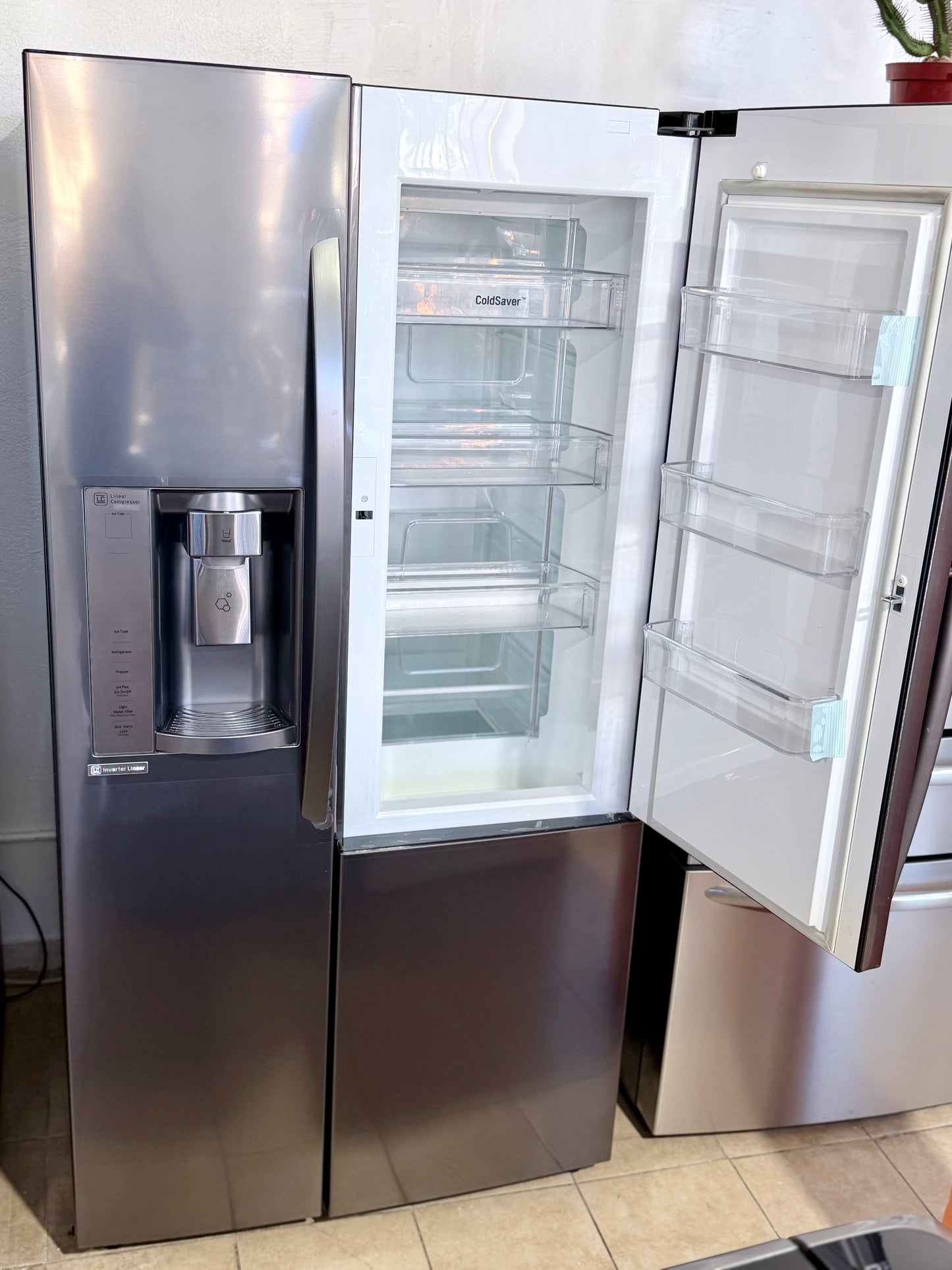LG 26 cu. ft. Side-by-Side Fridge with Door-in-Door