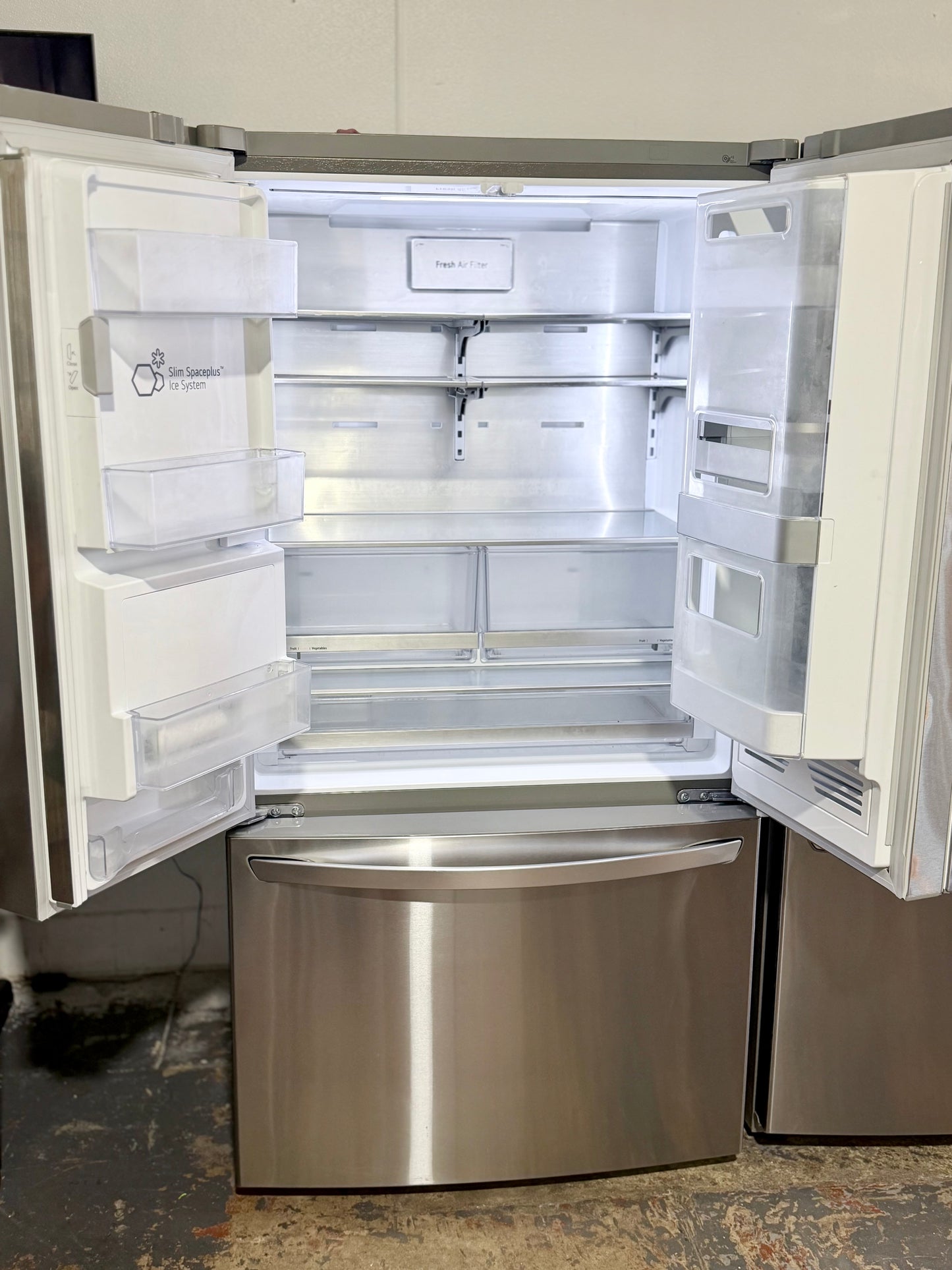 LG 24 cu. ft. Counter-Depth Smart InstaView Refrigerator.