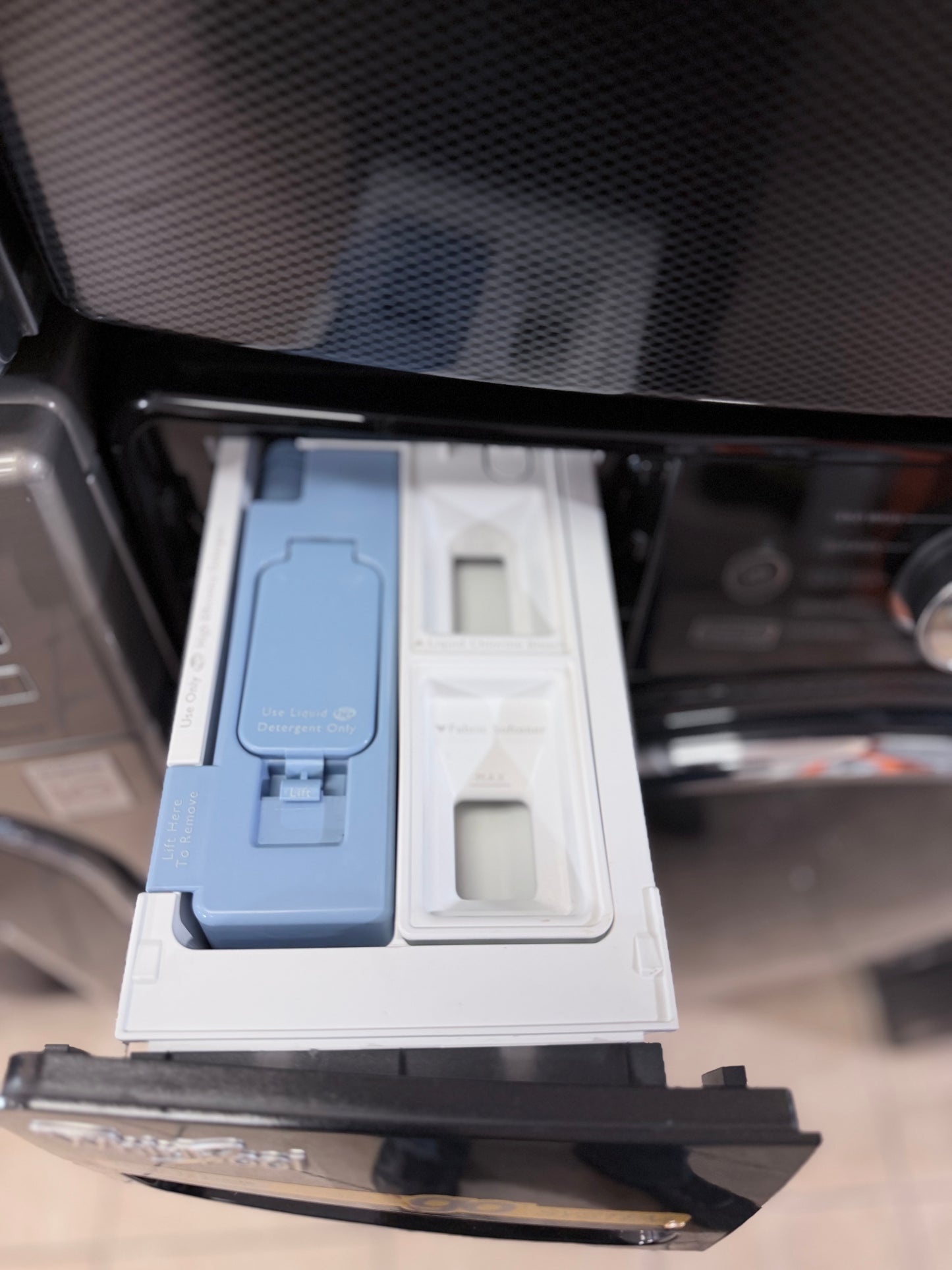 Whirlpool Front-load Landry Set